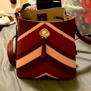 Like new Kate Spade New York purse